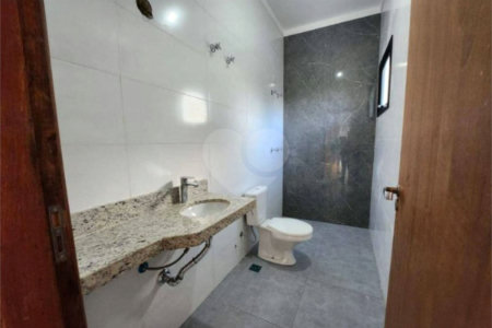 Casa à venda com 3 suítes no condomínio Residencial Jardim Primavera Louveira, Louveira - SP