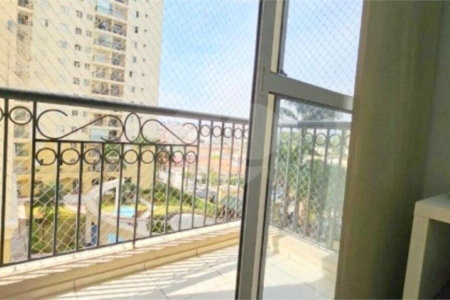 Apartamento à venda com 3 quartos, sendo 1 suíte,  em Vila Paulista, São Paulo, SP