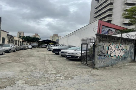 Terreno à venda em Vila Carrão, São Paulo, SP