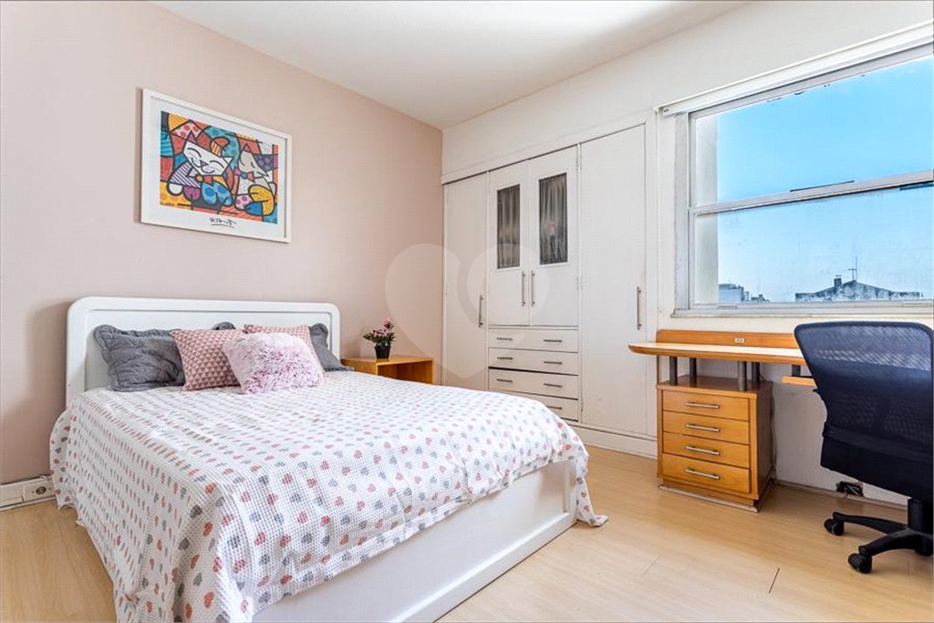 Apartamento à venda com 3 quartos, sendo 1 suíte, em Copacabana, Rio de Janeiro, RJ