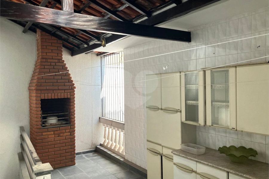 Sobrado à venda com 3 quartos, sendo 1 suíte, em Vila Mazzei, São Paulo, SP