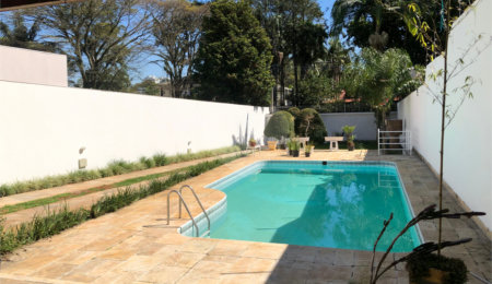 Sobrado à venda com 4 quartos, sendo 2 suítes, em Alto da Boa Vista, São Paulo, SP