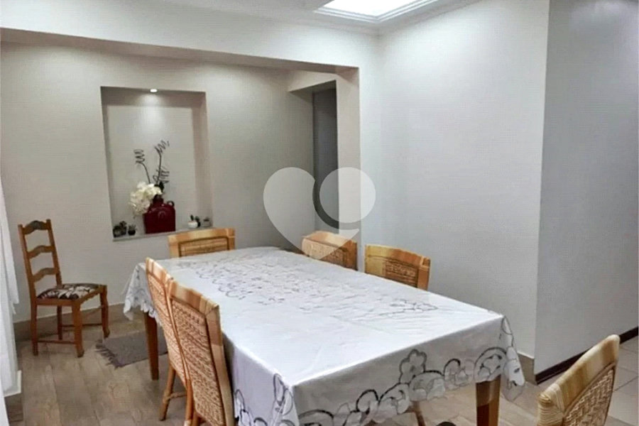 Sobrado à venda com 4 quartos, sendo 2 suítes, em Santana, São Paulo, SP