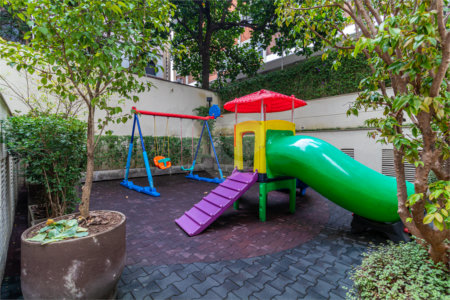Apartamento à venda com 3 suítes em Alto da Boa Vista, São Paulo, SP