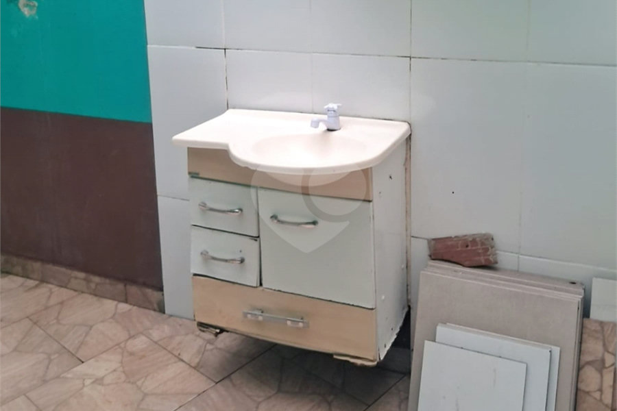 Casa à venda com 2 quartos em Horto, São Paulo, SP