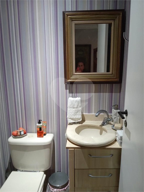 Apartamento à venda com 3 quartos, sendo 2 suítes,  em Campo Belo, São Paulo, SP