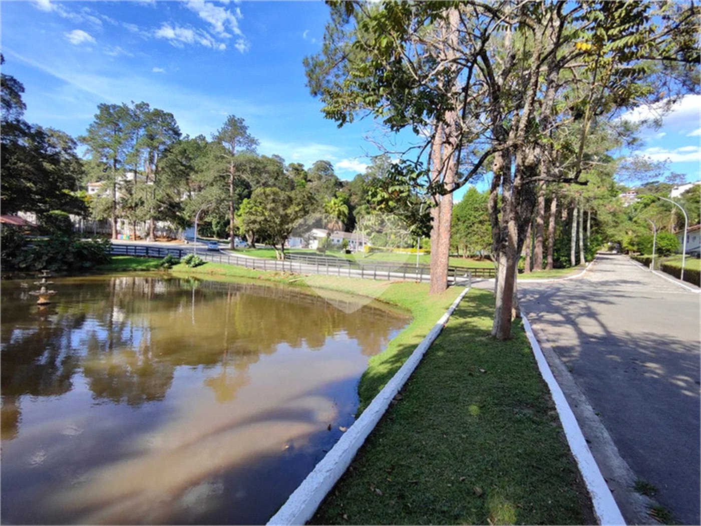 Terreno à venda no condomínio Estancia da Serra / Residencial Nova Mairipora, Mairiporã - SP