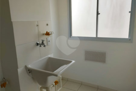 Apartamento à venda com 2 quartos em Parque Vitória, São Paulo, SP