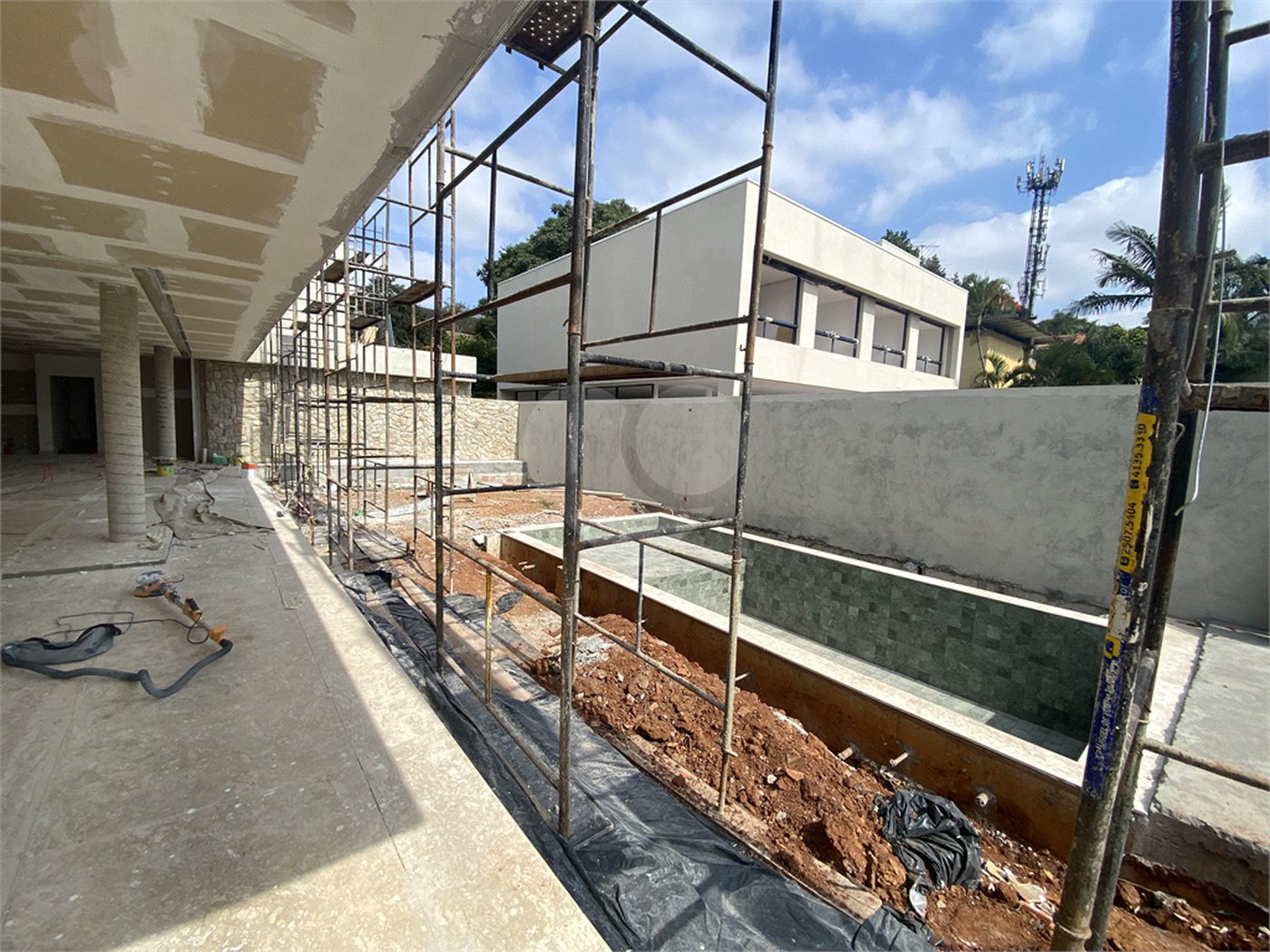 Casa à venda com 4 suítes em JARDIM GUEDALA, São Paulo, SP