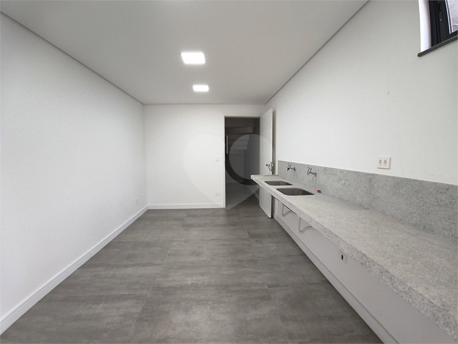 Casa à venda com 4 suítes no condomínio Alphaville Nova Esplanada 1, Votorantim - SP