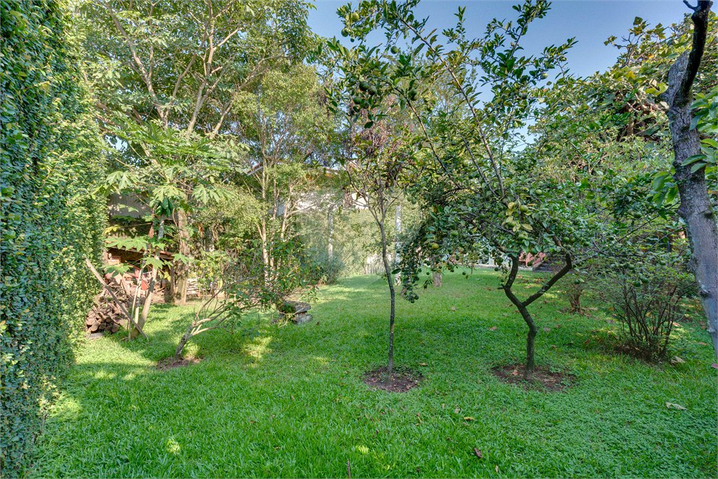 Terreno à venda em Jardim Petropolis, São Paulo, SP