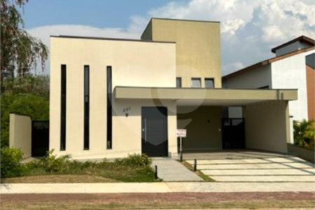 Casa à venda com 3 quartos, sendo 1 suíte, no condomínio Residencial Lagos D Icarai, Salto - SP