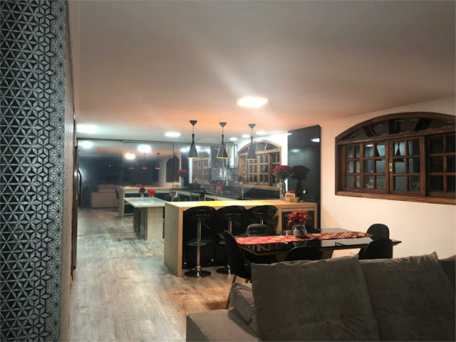 Casa à venda com 6 quartos, sendo 4 suítes, em Tremembé, São Paulo, SP