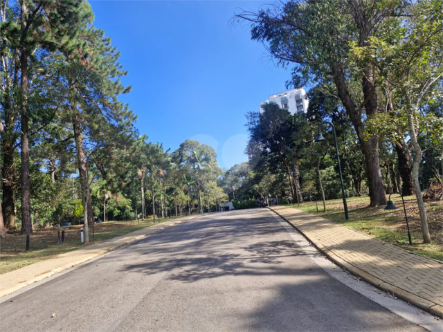 Terreno à venda no condomínio Chácara Santa Helena, São Paulo - SP