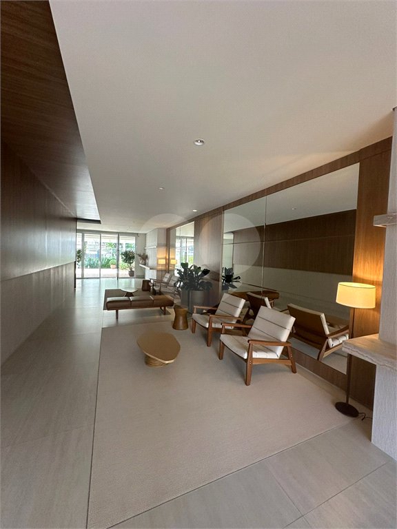 Apartamento à venda com 3 quartos, sendo 1 suíte, em Brooklin Paulista, São Paulo, SP