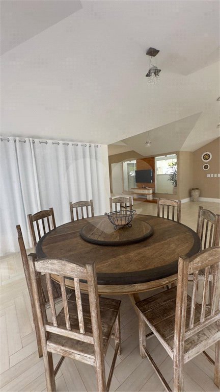 Casa à venda com 3 quartos, sendo 2 suítes, em Marina, Armação dos Búzios, RJ