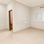 Casa à venda com 3 quartos, sendo 1 suíte,  em Jardim dos Ipês, Três Lagoas, MS
