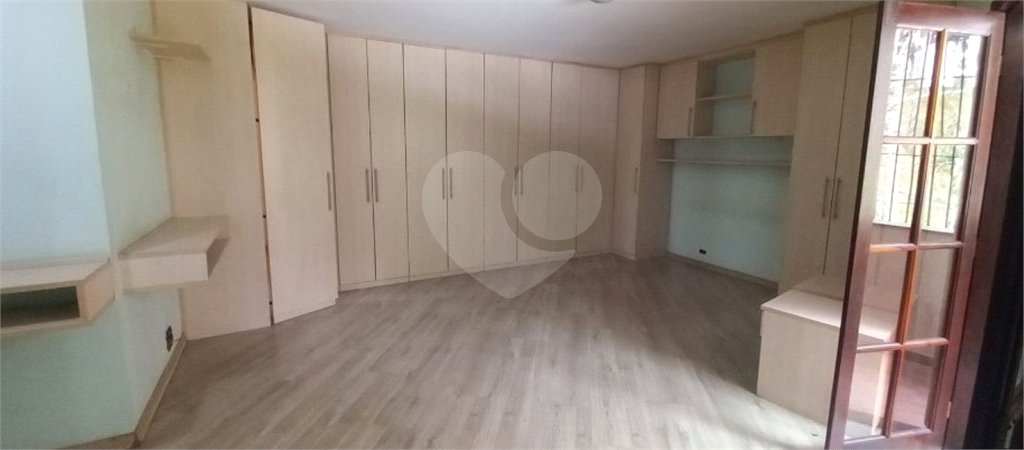 Sobrado para alugar com 3 quartos, sendo 1 suíte, em Parque Maria Domitila, São Paulo, SP