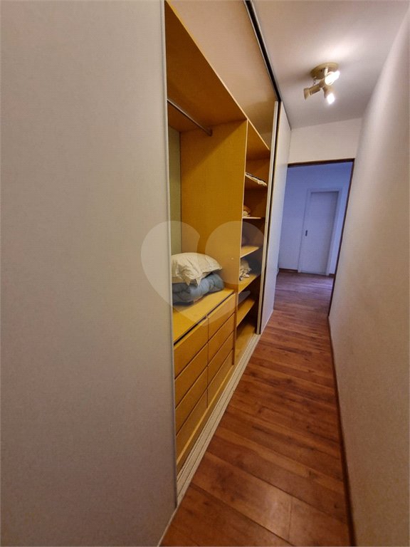 Casa à venda com 4 quartos, sendo 1 suíte, no condomínio Horizontal Newport Village, São Paulo - SP