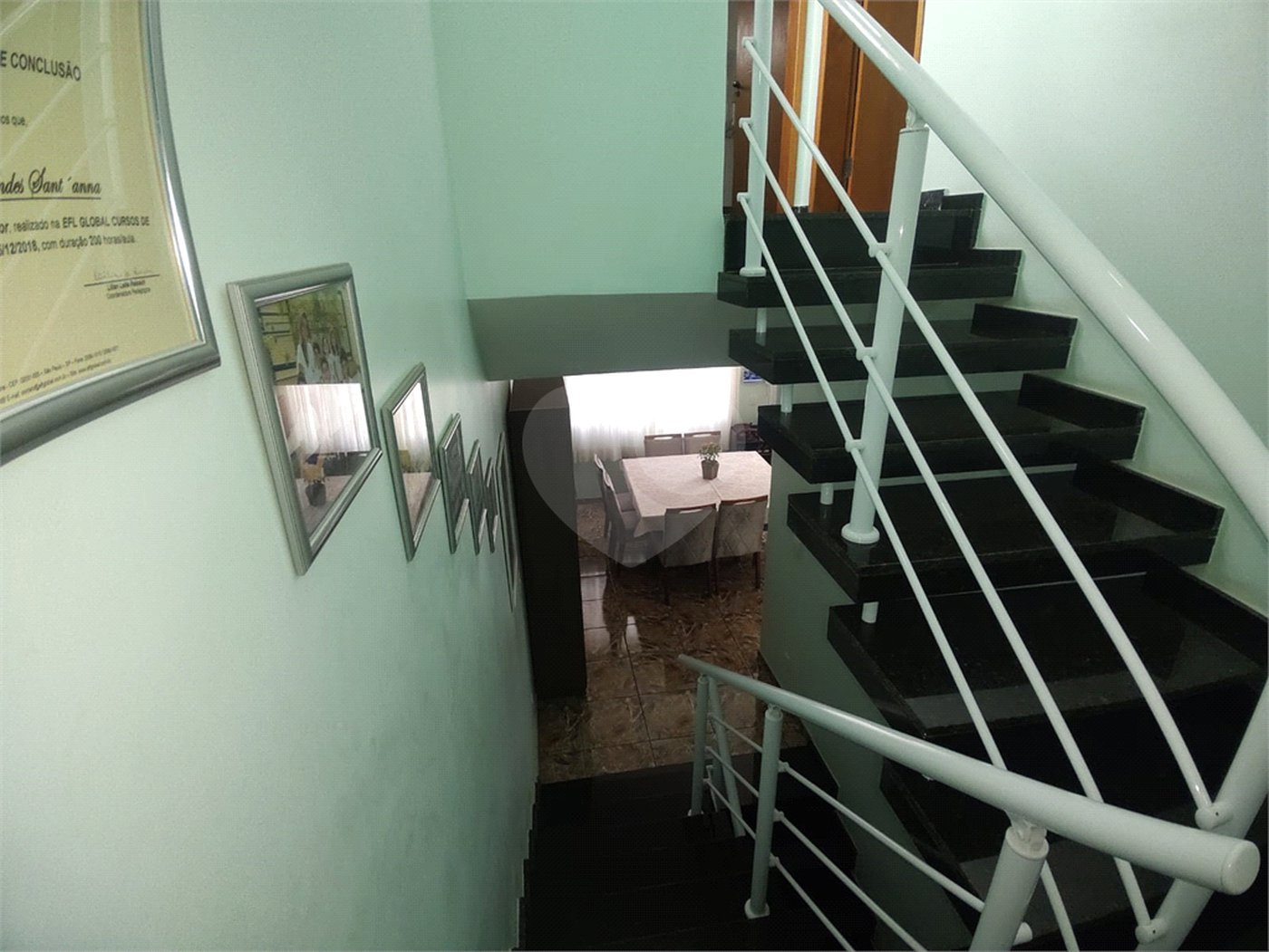 Casa à venda com 2 suítes no condomínio Morada das Hortênsias, São Paulo - SP