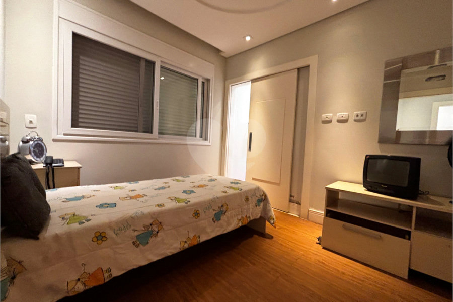 Casa à venda com 4 quartos, sendo 3 suítes, no condomínio Reserva Nova Cantareira, São Paulo - SP