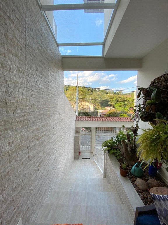 Sobrado à venda com 3 quartos, sendo 1 suíte, em Horto Florestal, São Paulo, SP