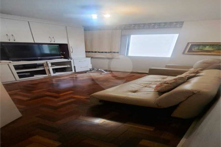 Apartamento à venda com 3 quartos, sendo 1 suíte, em Pinheiros, São Paulo, SP
