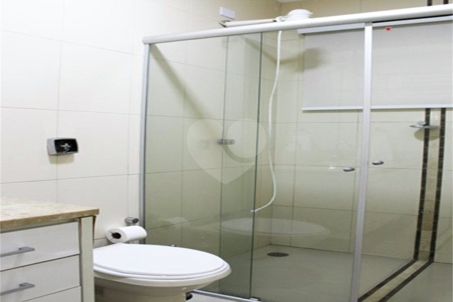 Casa Térrea à venda com 3 quartos, sendo 2 suítes,  em Vila Galvão, Guarulhos, SP