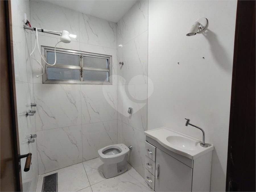 Casa à venda ou para alugar com 5 quartos, sendo 3 suítes, em Vila Maria, Itapetininga, SP