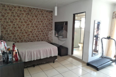 Casa à venda com 4 quartos, sendo 1 suíte, em Mogi Moderno, Mogi das Cruzes, SP