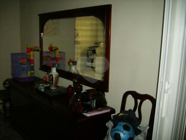 Sobrado à venda com 2 quartos em Vila Dom Pedro Ii, São Paulo, SP