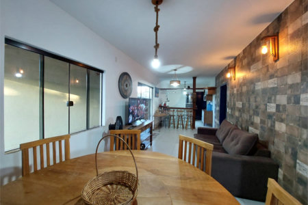 Casa à venda com 2 quartos, sendo 1 suíte,  em São José, Armação dos Búzios, RJ