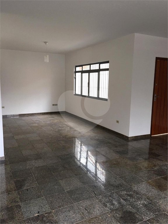 Casa à venda com 4 quartos, sendo 1 suíte, em Loteamento Loanda, Atibaia, SP