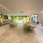 Duplex à venda com 6 suítes em Riviera, Bertioga, SP