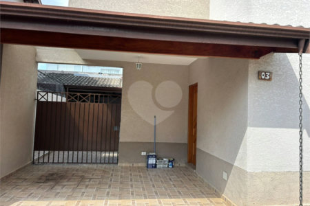 Casa em condomínio à venda com 3 quartos, sendo 1 suíte,  em Jardim Estância Brasil, Atibaia, SP