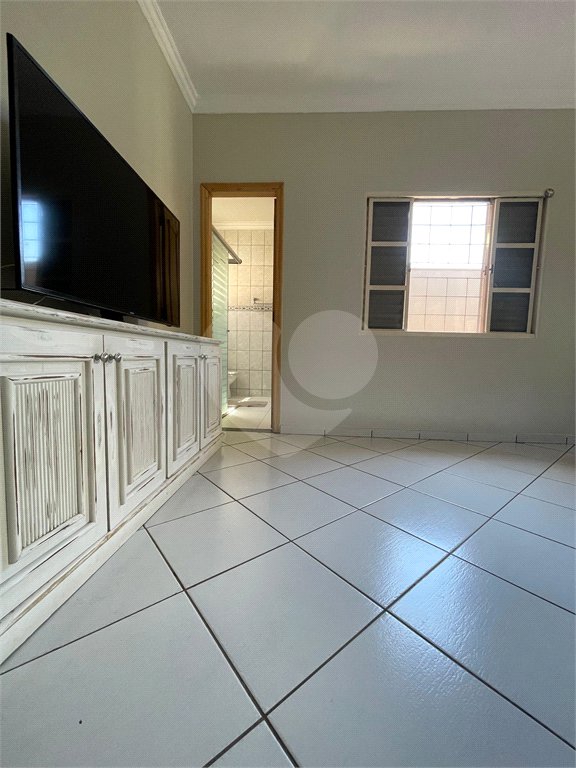 Casa à venda ou para alugar com 4 suítes em Jardim Cuiabá, Cuiabá, MT