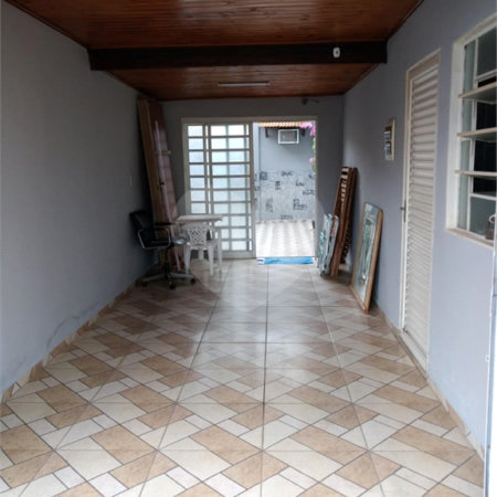 Casa térrea para venda ou locação no Jardim São Carlos V