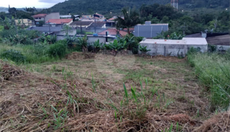 Terreno à venda no Centro, Nazaré Paulista, SP