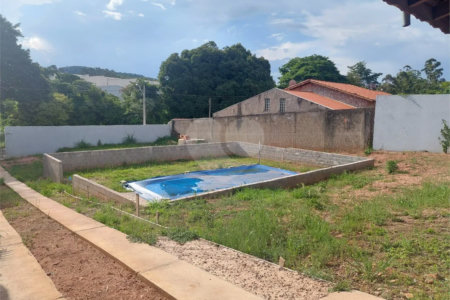 Casa à venda com 4 quartos, sendo 1 suíte, em Minas de Inhandjara, Itupeva, SP