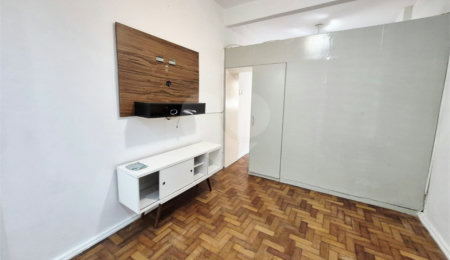 Kitnet à venda com 1 quarto em Leme, Rio de Janeiro, RJ