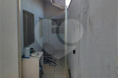 Sobrado à venda com 4 quartos, sendo 1 suíte, em Jardim Planalto, Paulínia, SP