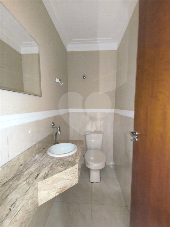 Sobrado à venda com 3 quartos, sendo 1 suíte, em Chora Menino, São Paulo, SP