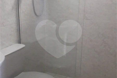 Casa à venda com 3 quartos, sendo 1 suíte,  em Vila Oliveira, Mogi das Cruzes, SP