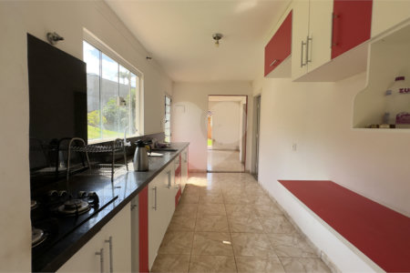 Casa à venda ou para alugar com 3 suítes no condomínio Acmti - Colinas do Mosteiro, Terras de Itaici e Recanto dos Pássaros, Indaiatuba - SP