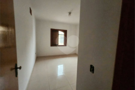 Sobrado à venda ou para alugar com 4 quartos, sendo 2 suítes, no Centro, Araraquara, SP