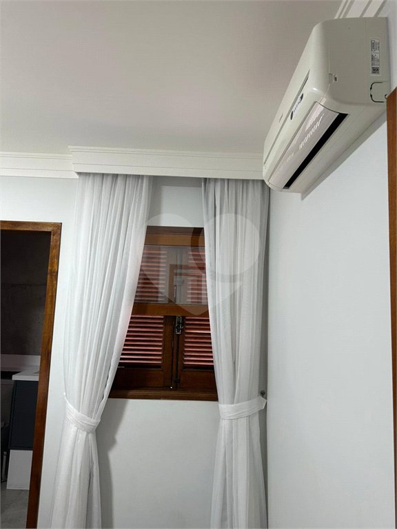 Casa à venda com 3 quartos, sendo 1 suíte, no condomínio Residencial Morada do Horto, São Paulo - SP