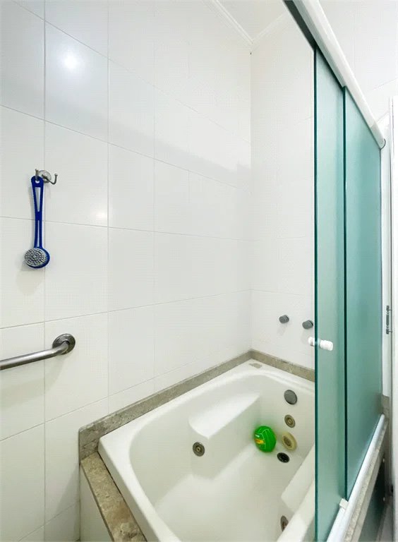 Casa Térrea à venda com 6 quartos, sendo 3 suítes, em Instituto de Previdência, São Paulo, SP