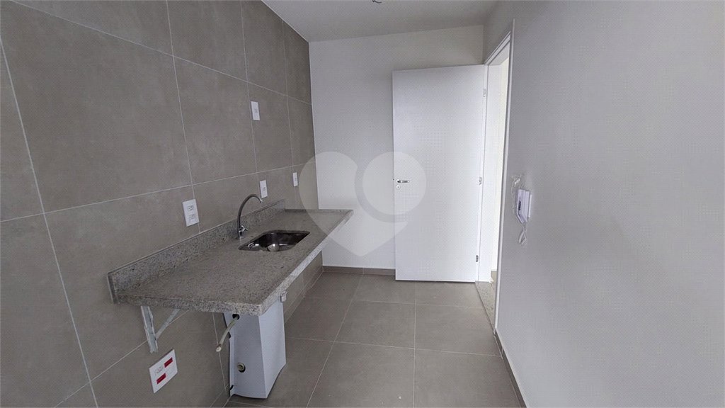 Apartamento à venda com 3 quartos, sendo 1 suíte,  em Butantã, São Paulo, SP