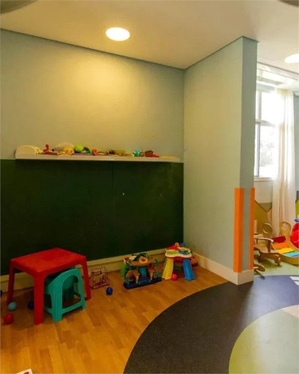 Apartamento à venda com 4 quartos, sendo 2 suítes, em Vila Anastácio, São Paulo, SP