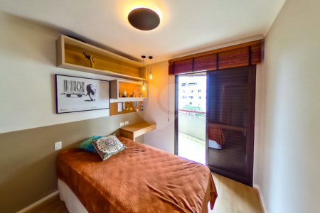 Apartamento à venda com 4 quartos, sendo 2 suítes, em Alto da Boa Vista, São Paulo, SP